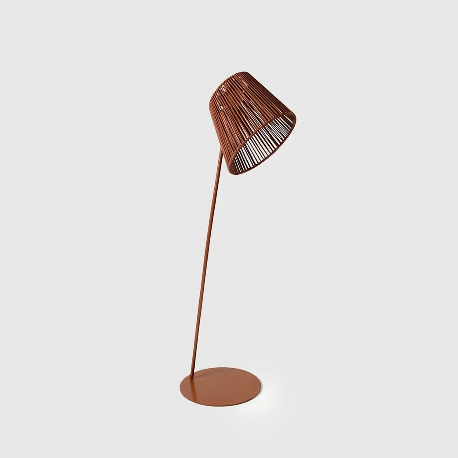 Ropelle Outdoor Solar Lamp