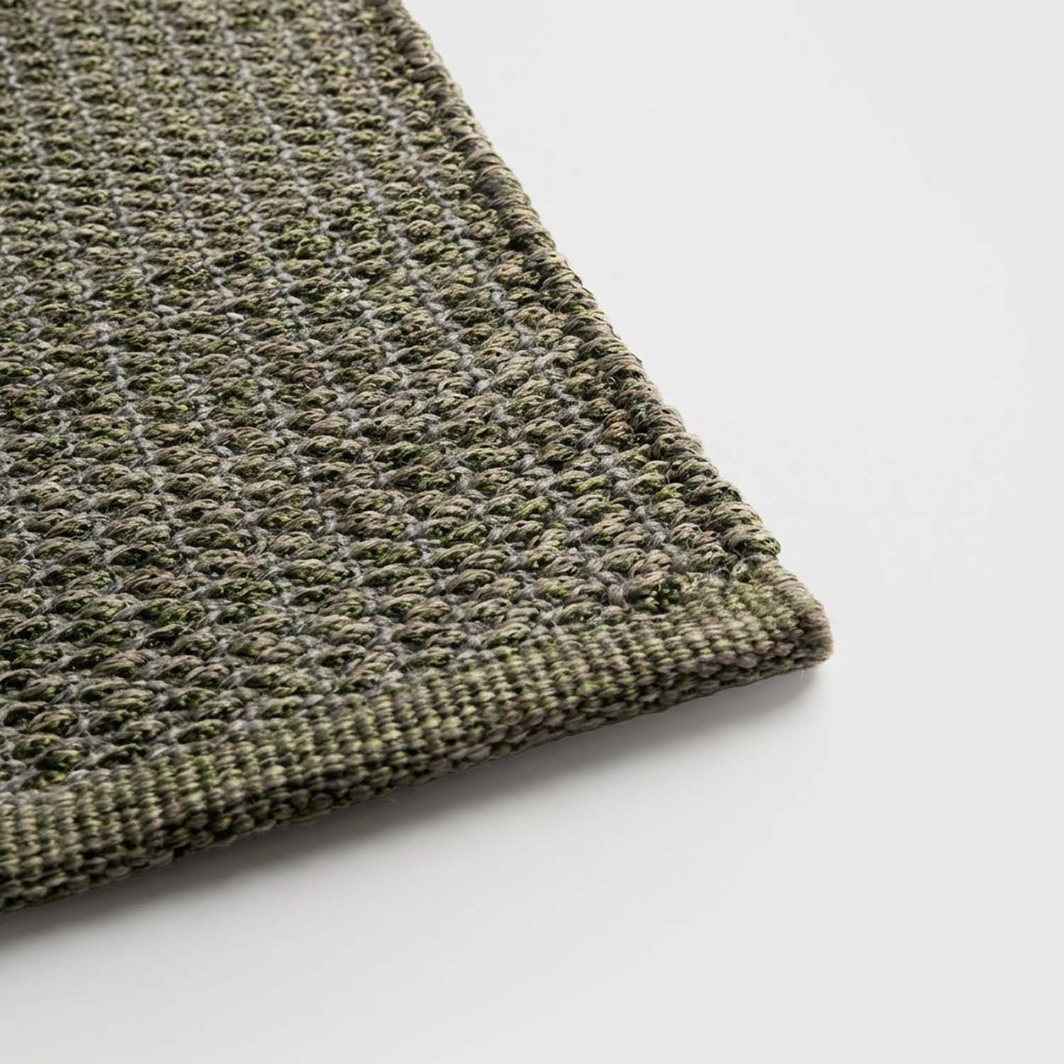 Tramelia Handwoven Outdoor Rug
