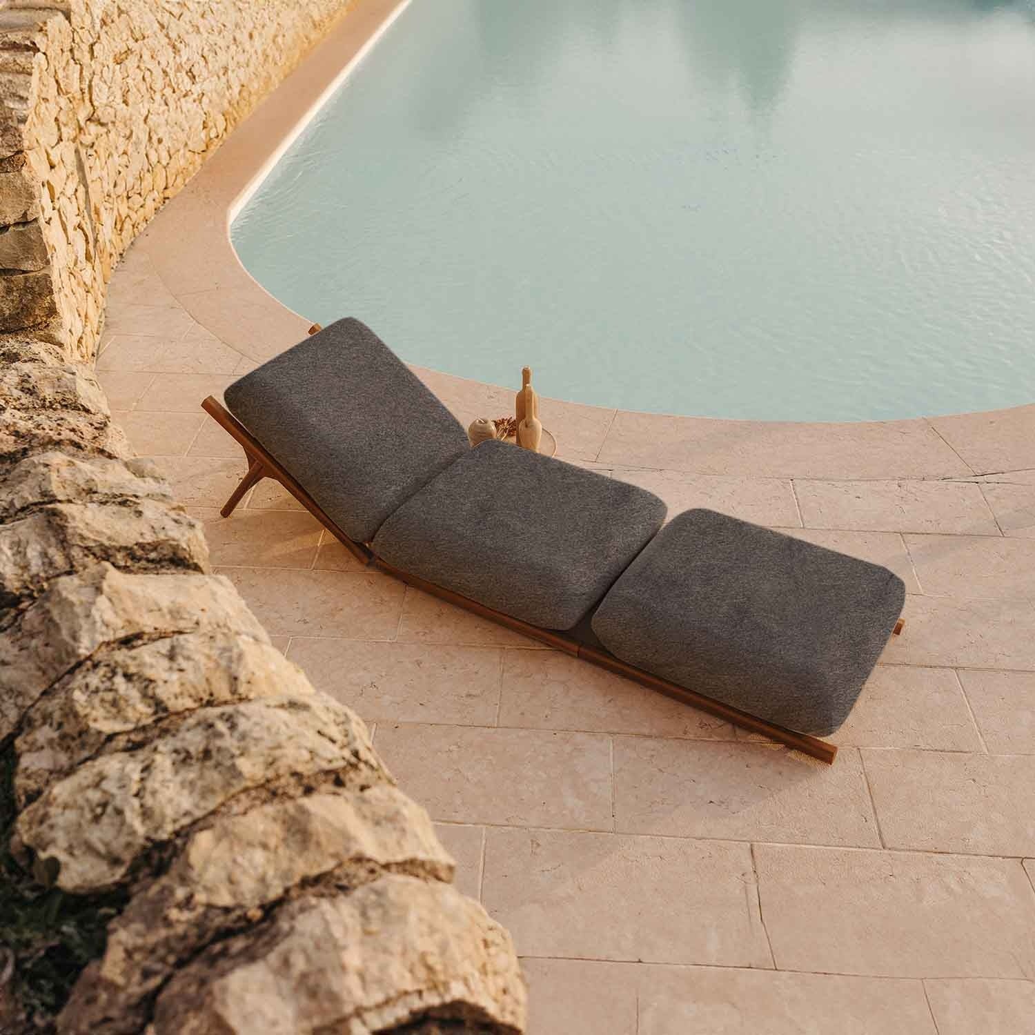 Tuga: Teak Sun Lounger