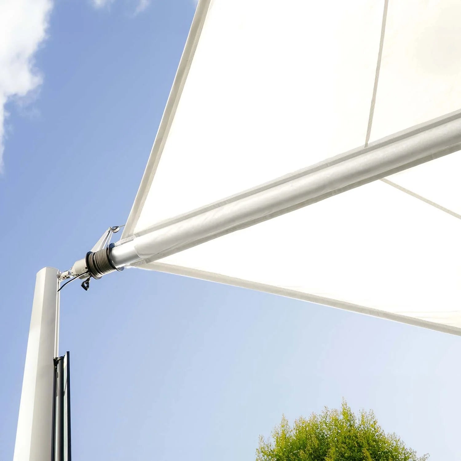 Zefira Motorized Solar Shade Sail