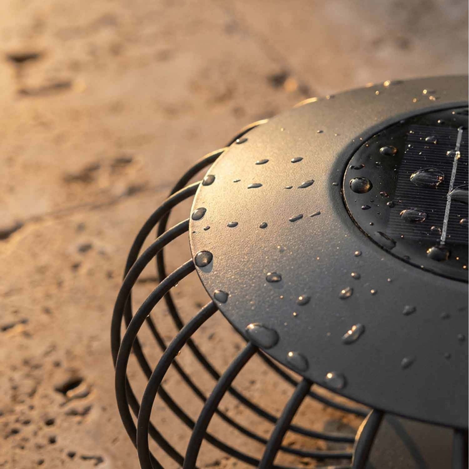 Spheria Solar Globe Light