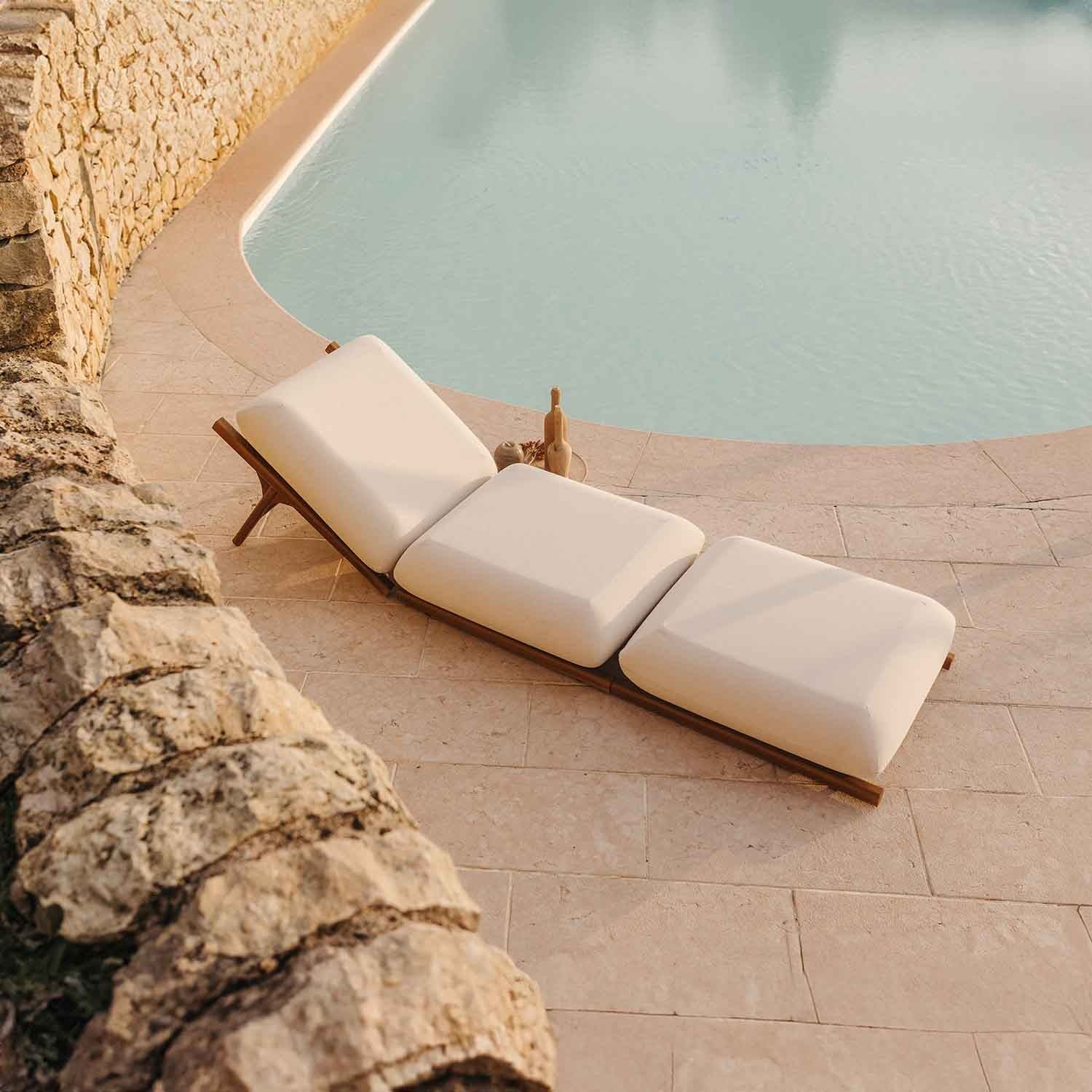Tuga: Teak Sun Lounger